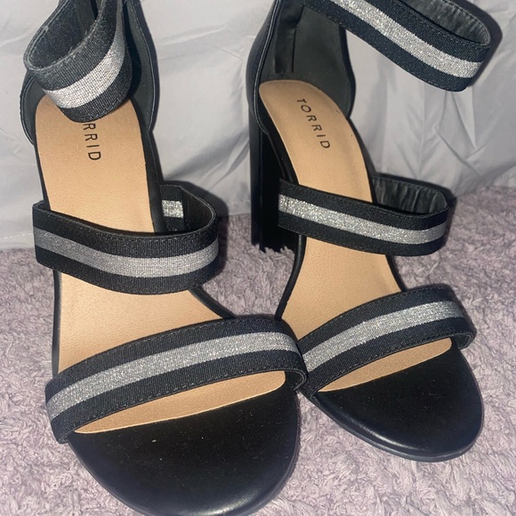 Torrid Heels - Picture 3 of 7